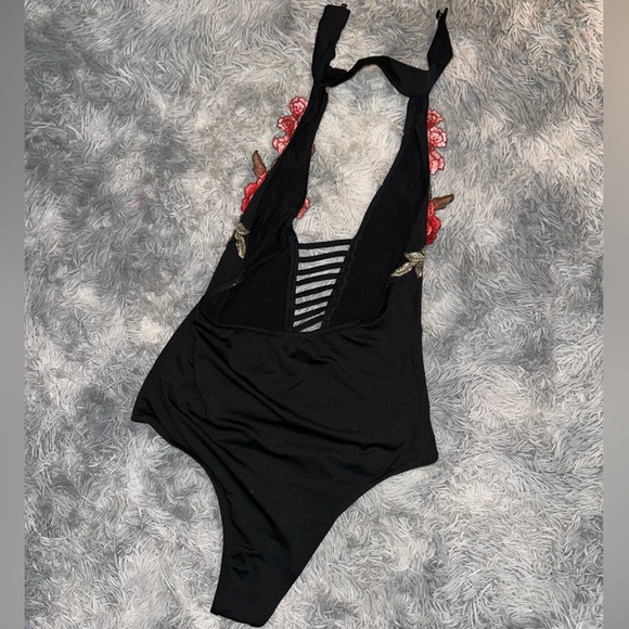 Rose embroidered body suit - Picture 2 of 2